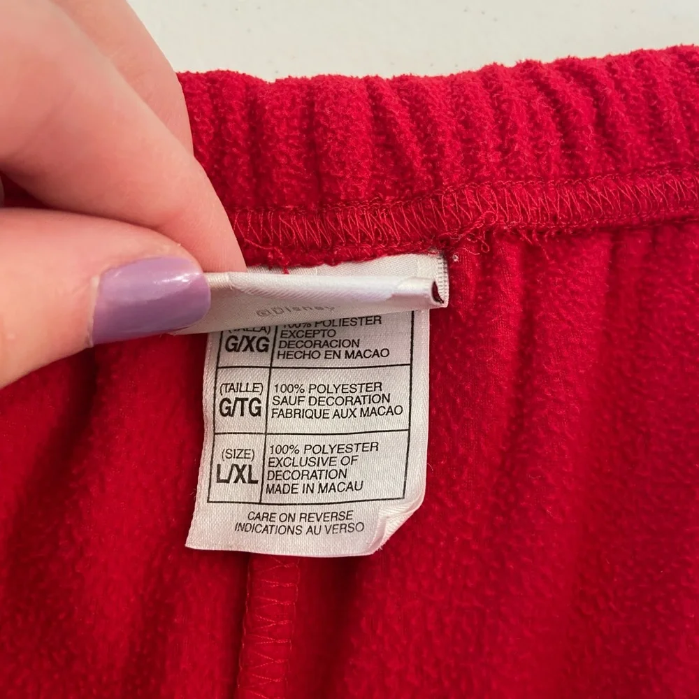 NWOT Disney Store women’s red snowflake embroidered drawstring pajama bottoms - Picture 7 of 8